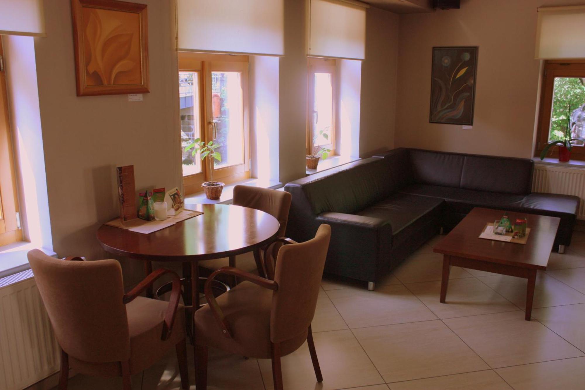Penzion A Caferestaurant U Lavky Chrudim Dış mekan fotoğraf
