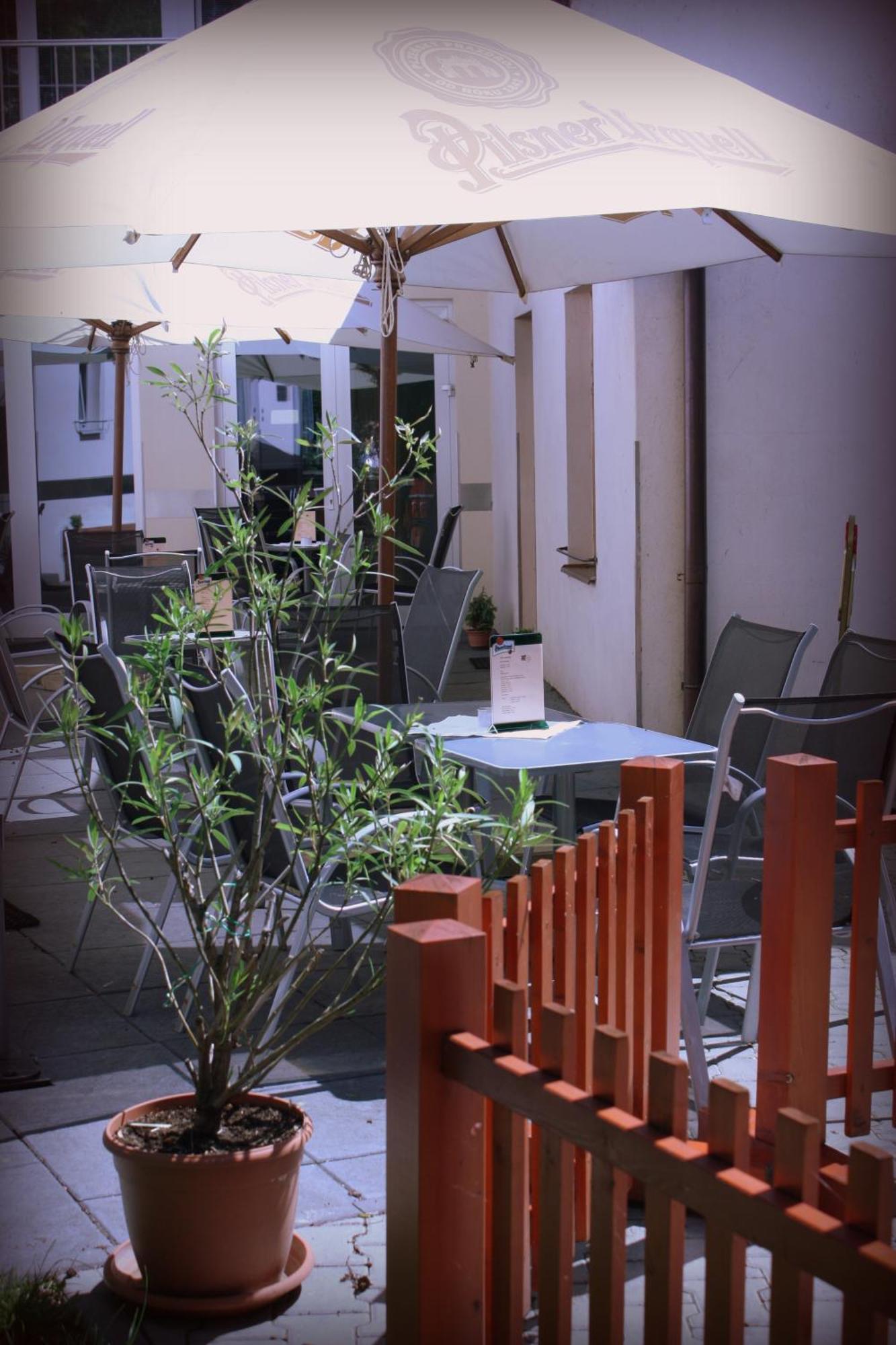 Penzion A Caferestaurant U Lavky Chrudim Dış mekan fotoğraf